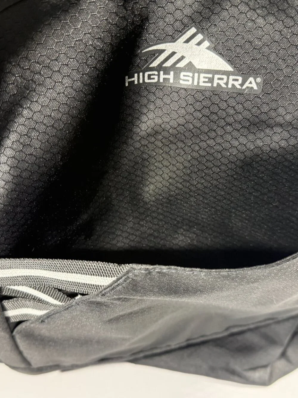 High Sierra Outburst Backpack 28L NWT